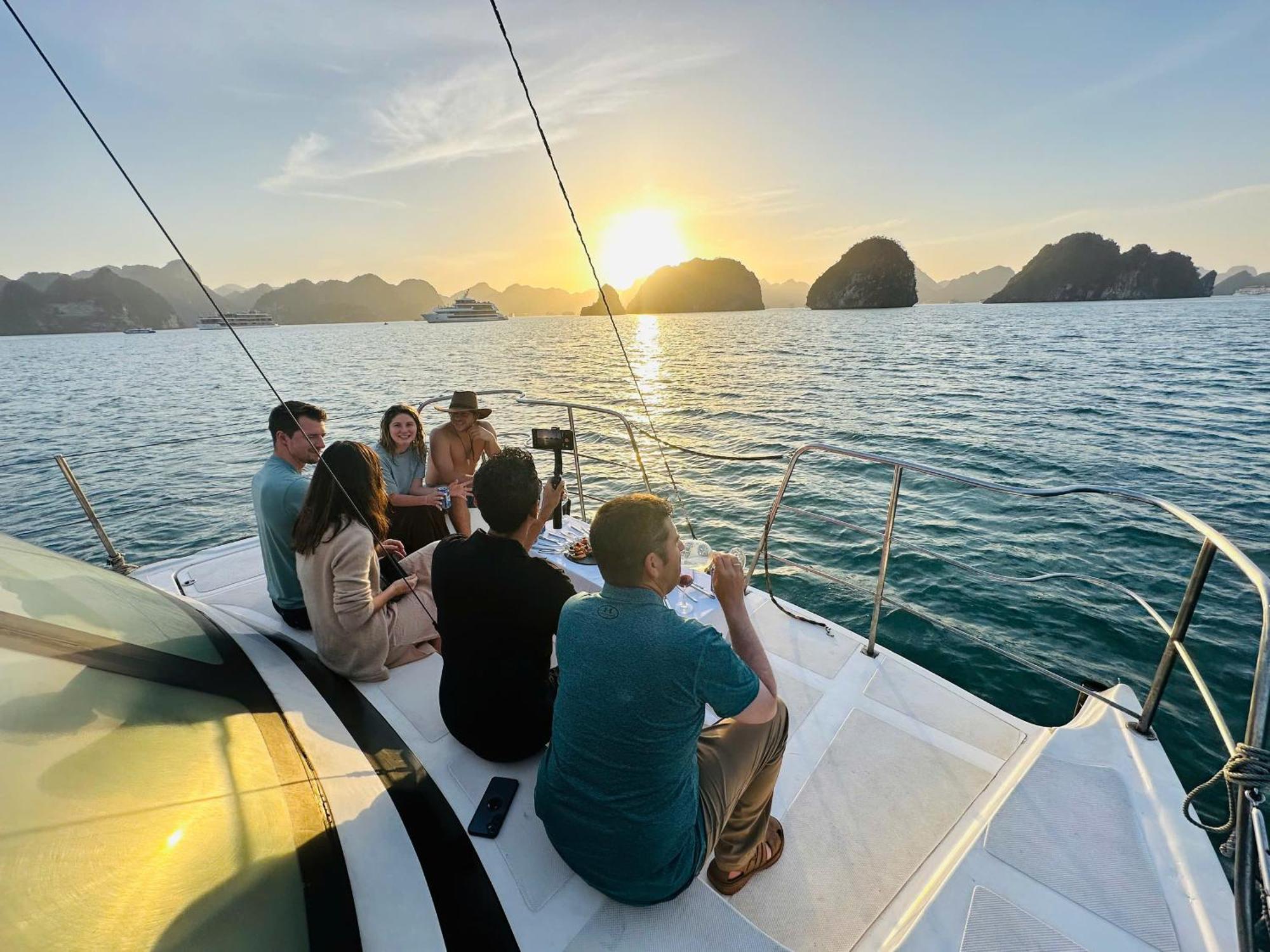 Hotel Scarlet Pearl Cruises - Wonder On Lan Ha Bay Ha Long Zewnętrze zdjęcie
